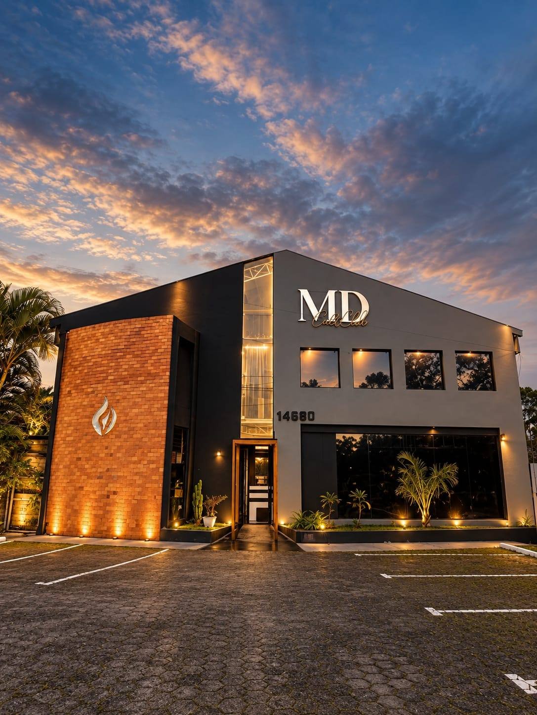 MD Cult Club — Fachada · Ao entardecer